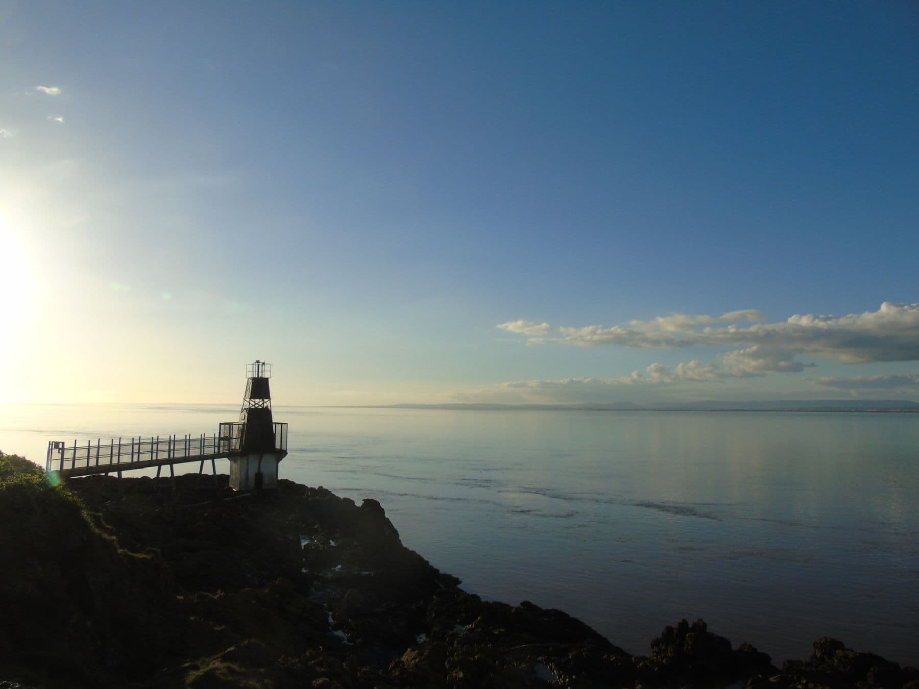 Battery Point lighthouse looking out across the Severn